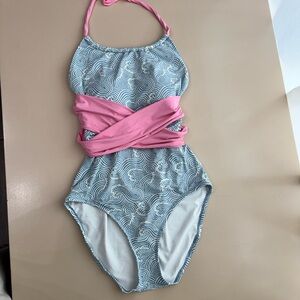 The Beaufort Bonnet Company Pink and Blue Mitzi Momtini One Piece Swimsuit Large